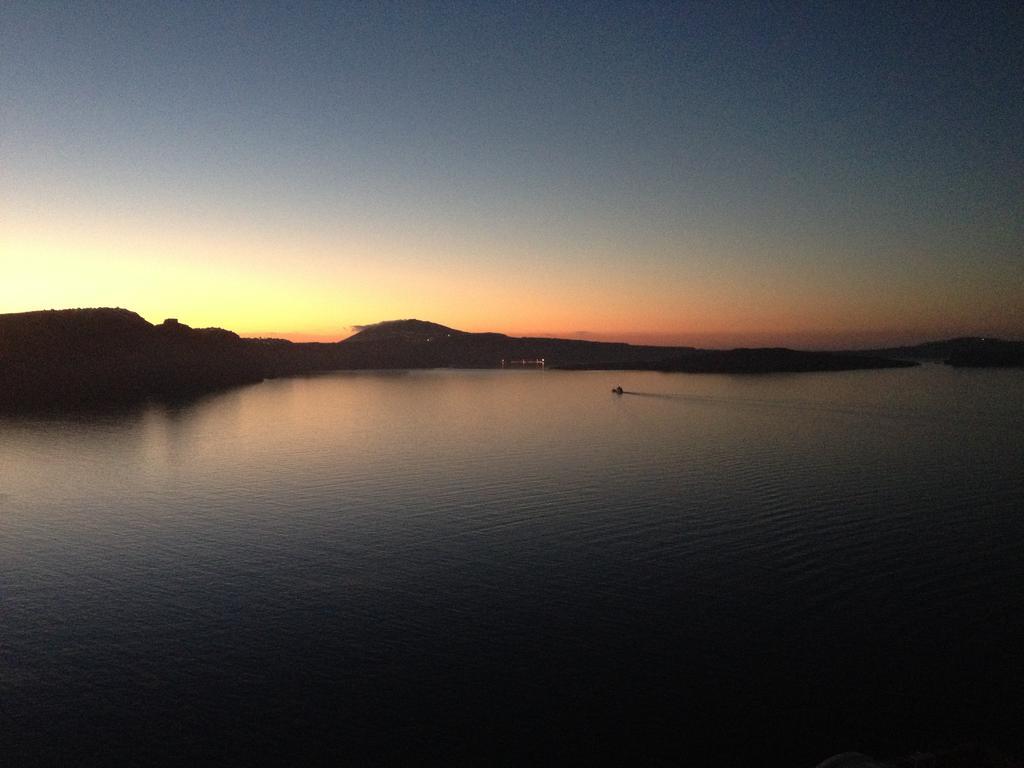 Beautiful Oia Villa ภายนอก รูปภาพ